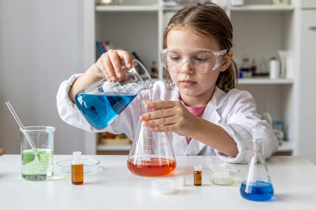 22 Fun Spring Science Experiments Kids Will Love