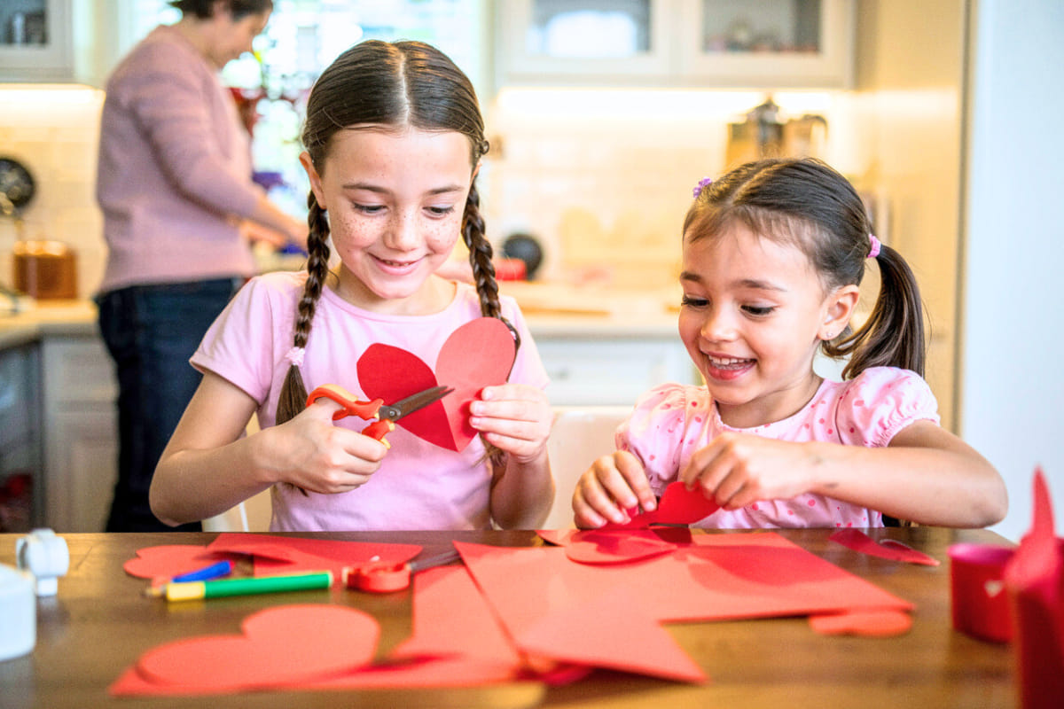 27 Fun Spring Activities for Kids That’ll Last Them Hours
